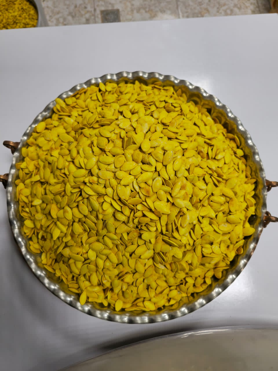 تخمه کدو گوشتی نمکی بوداده