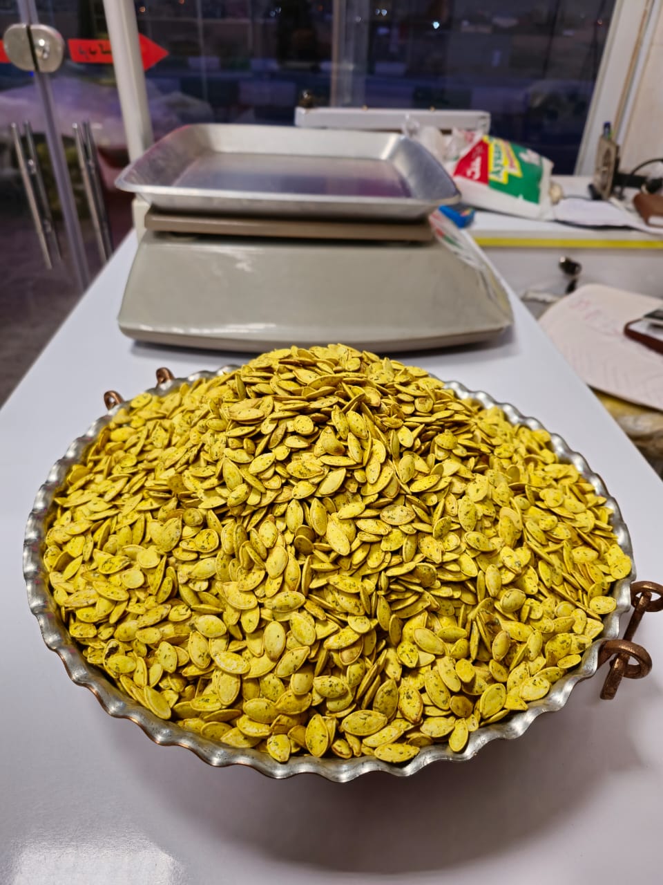 تخمه کدو آویشن تازه