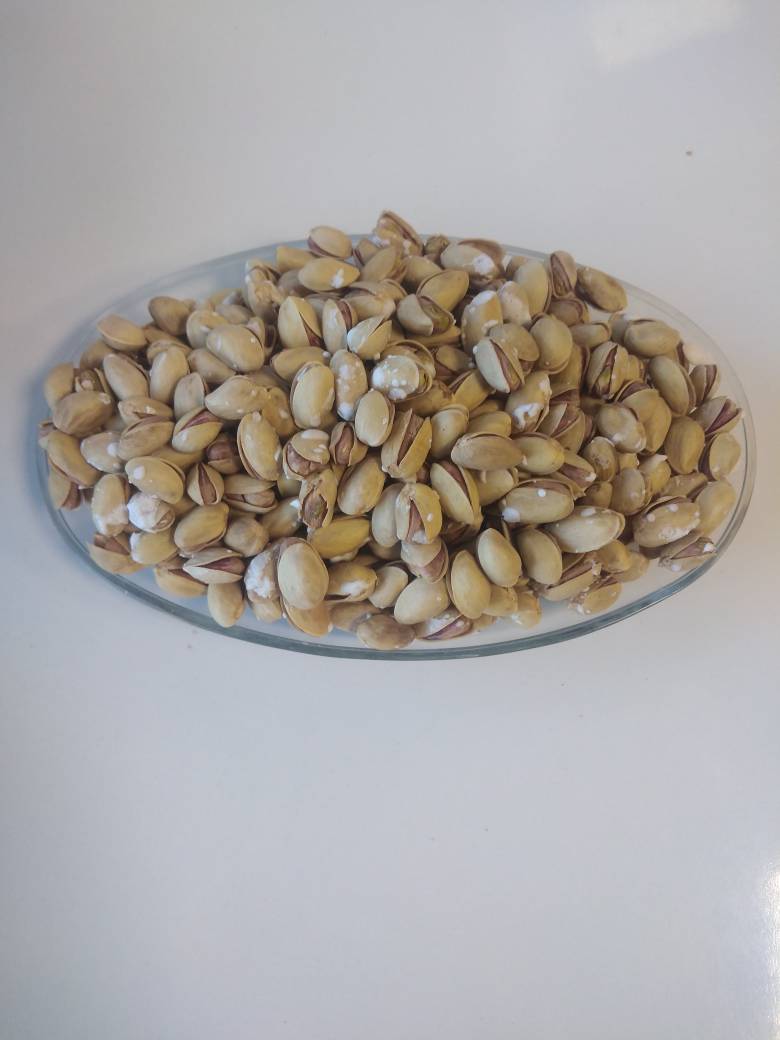 پسته احمدآقایی شور